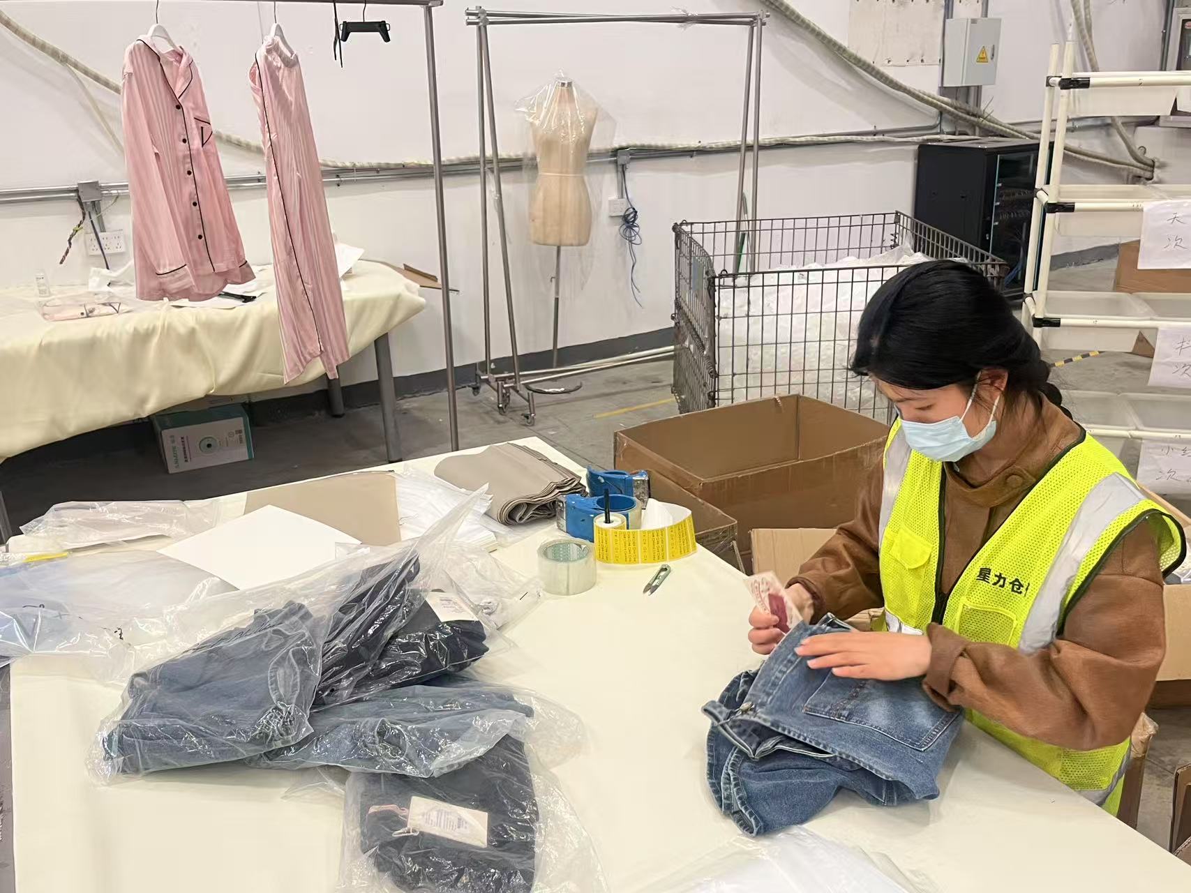 日用百货电商云仓托管，助力杂品销售轻松应对爆单挑战